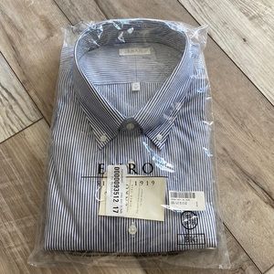 New in package mens long sleeve shirt